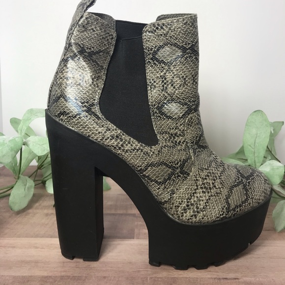 Atmosphere Shoes - Atmosphere platform snakeskin print booties